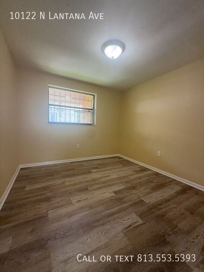 10122 N Lantana Ave - Photo 5 of 34