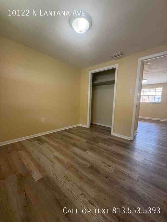 10122 N Lantana Ave - Photo 6 of 34