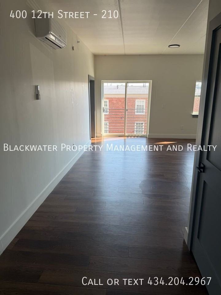 400 12th St #210 - Photo 3 of 12