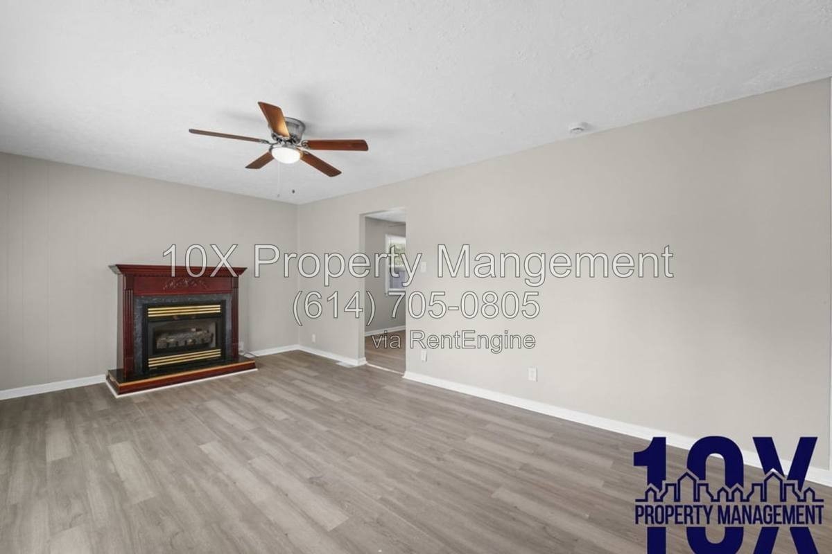 561 S Everett Ave - Photo 3 of 20