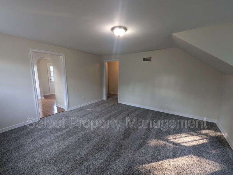 1226 Elmwood Ave - Photo 5 of 17