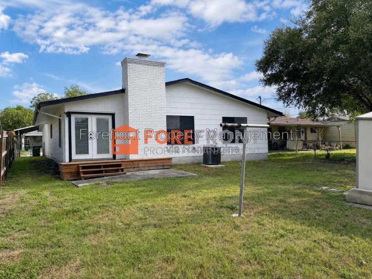 5346 San Benito Dr - Photo 5 of 10