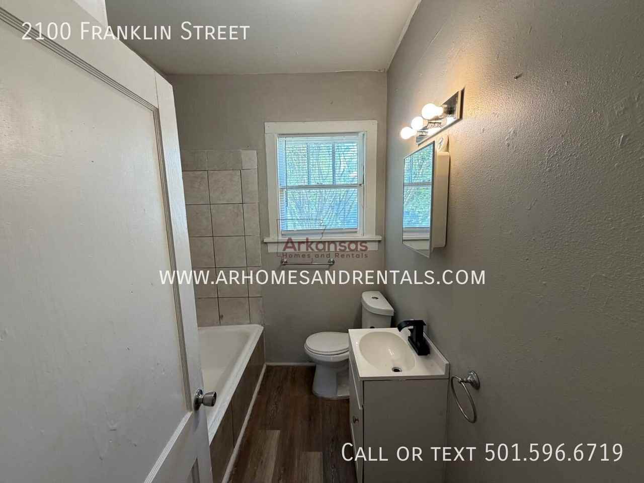 2100 Franklin St - Photo 7 of 15