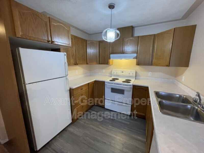 4405 37 St. Stony Plain #14 - Photo 7 of 20