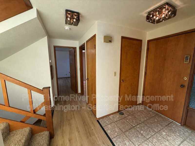 2114 41st Ave Sw - Photo 5 of 36