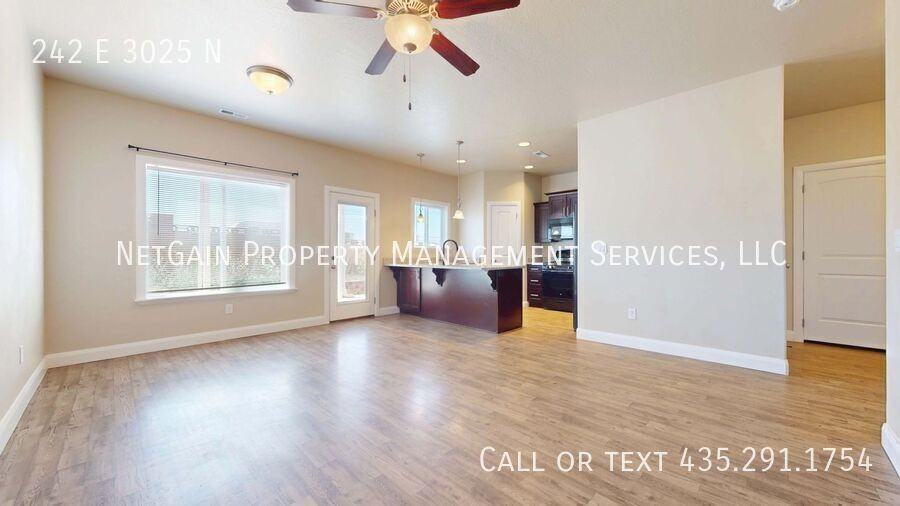 242 E 3025 N - Photo 5 of 21