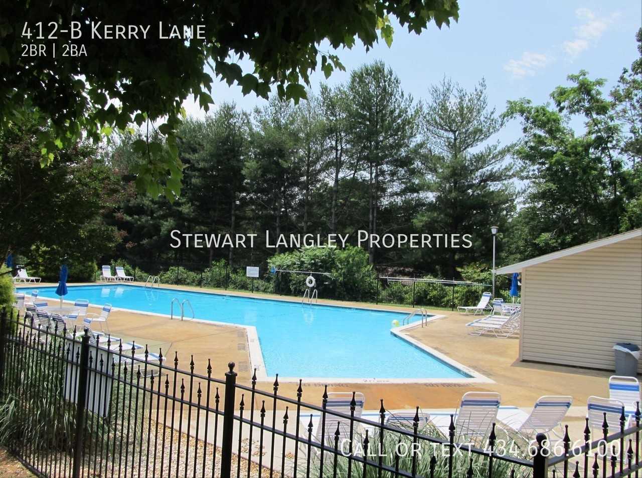 412 Kerry Ln Apt B - Photo 2 of 30