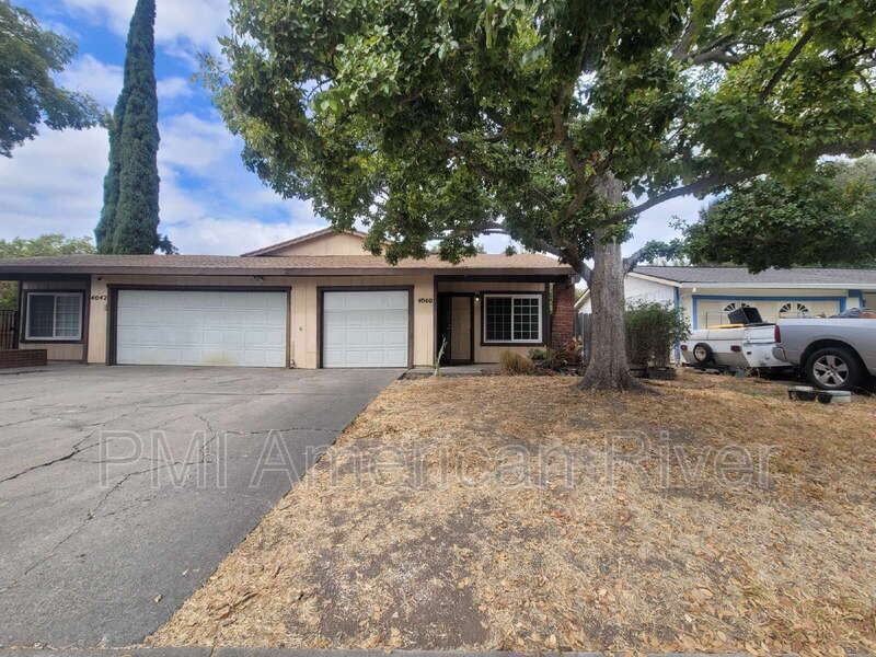 4040 Vosburg St - Photo 2 of 13
