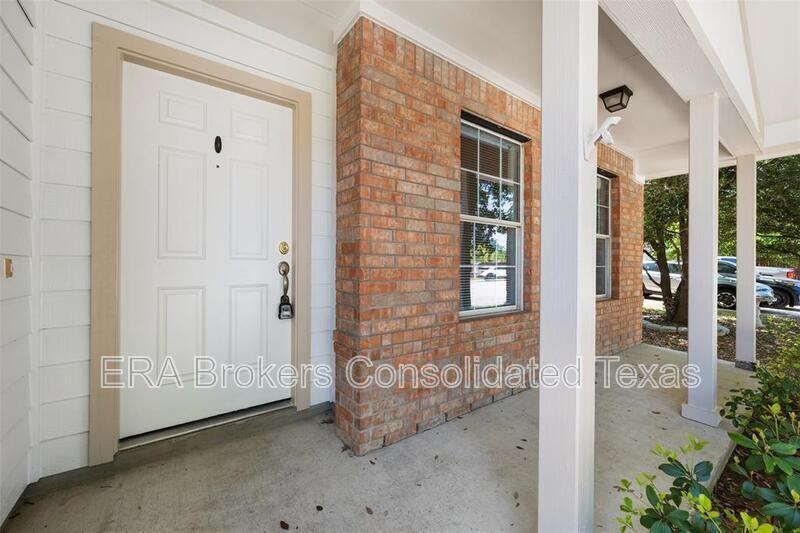 18513 Silent Water Way - Photo 2 of 40