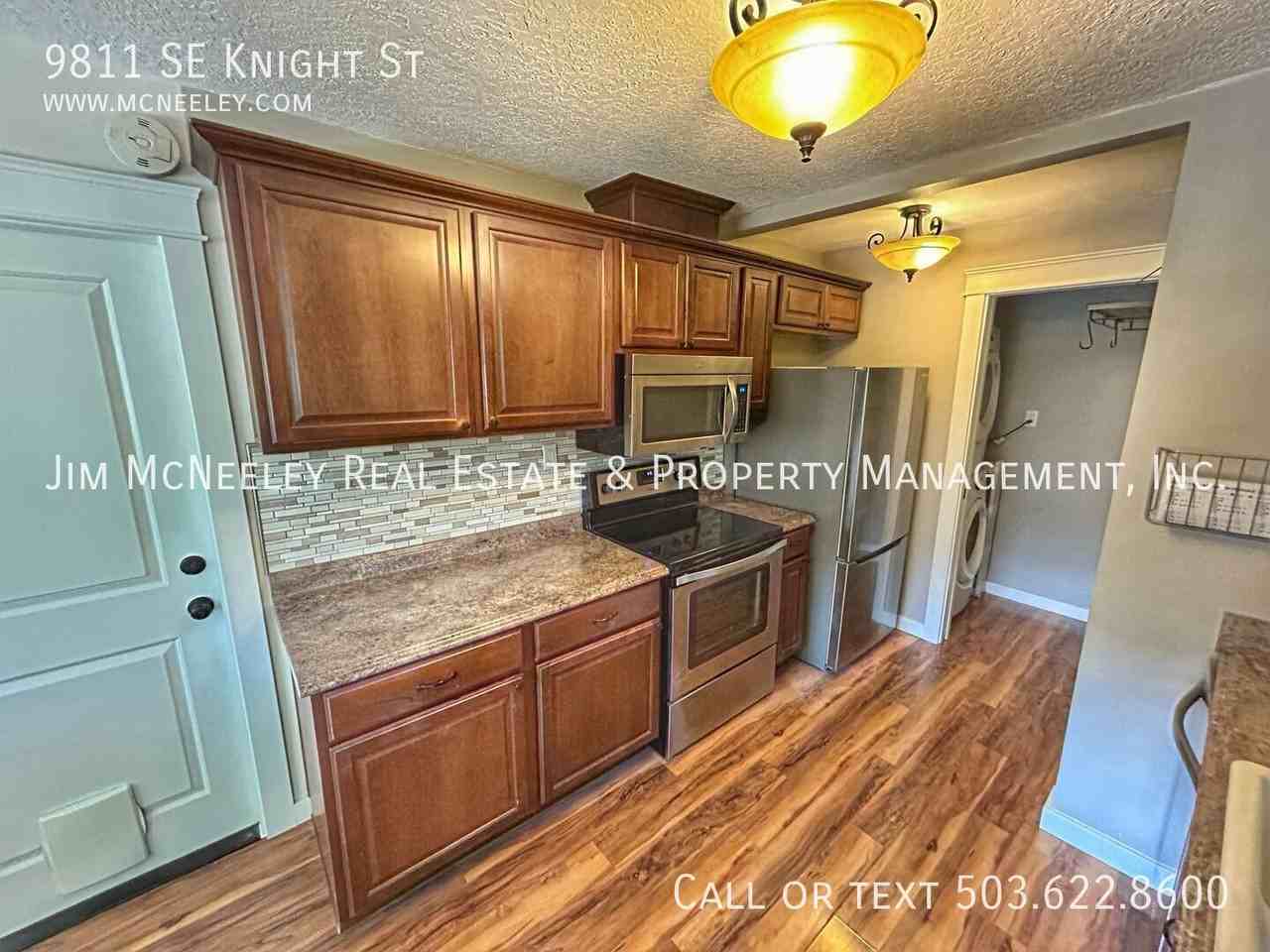9811 Se Knight St - Photo 2 of 22