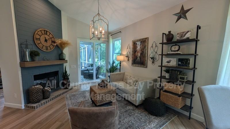 12103 Glencliff Cir - Photo 5 of 27