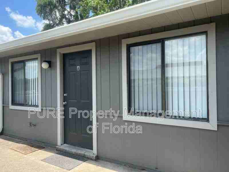 3002 Seterrace #A - Photo 3 of 28