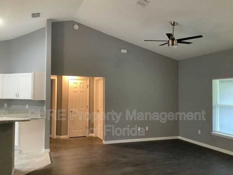 16 Bay Court Pass - Photo 3 of 30