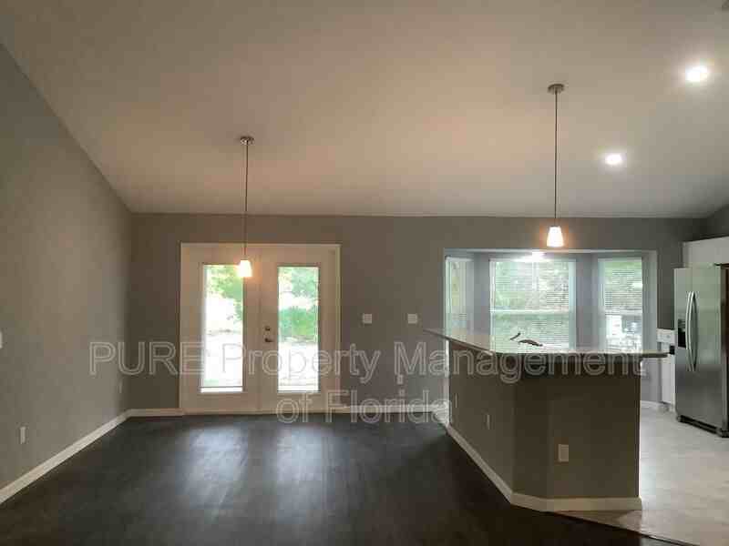 16 Bay Court Pass - Photo 4 of 30