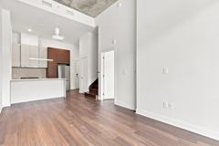 1048 Boul Décarie - Photo 1 of 1