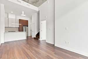 featured image of 1048 Boul Décarie
