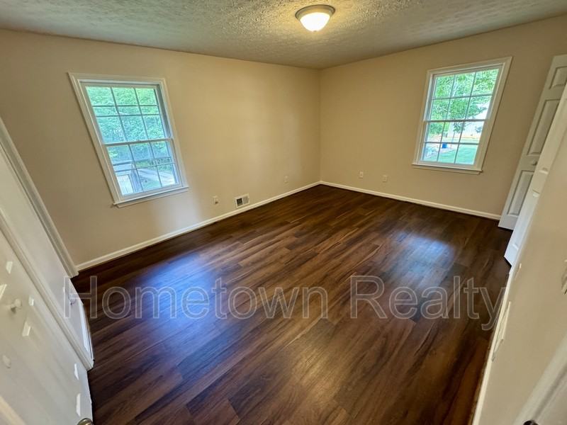 4469 Georgia - Photo 3 of 18