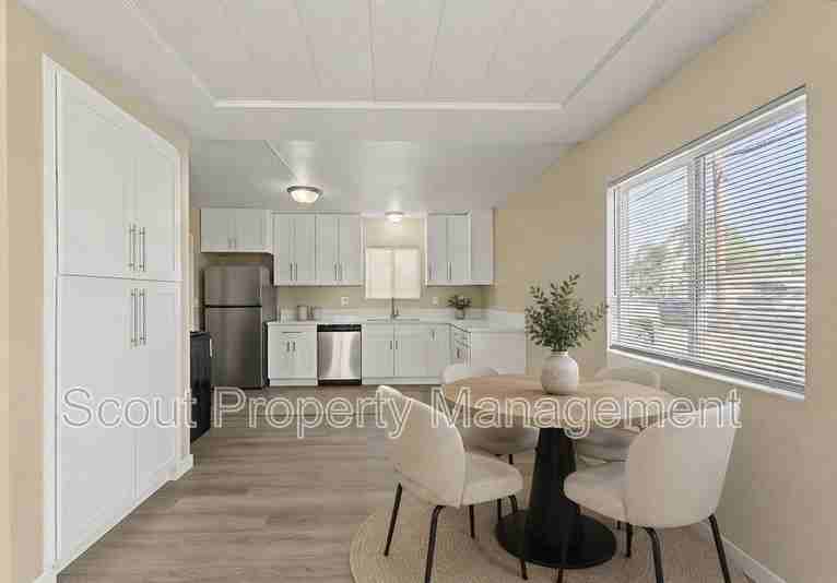 230 W Whittier Ave - Photo 2 of 23