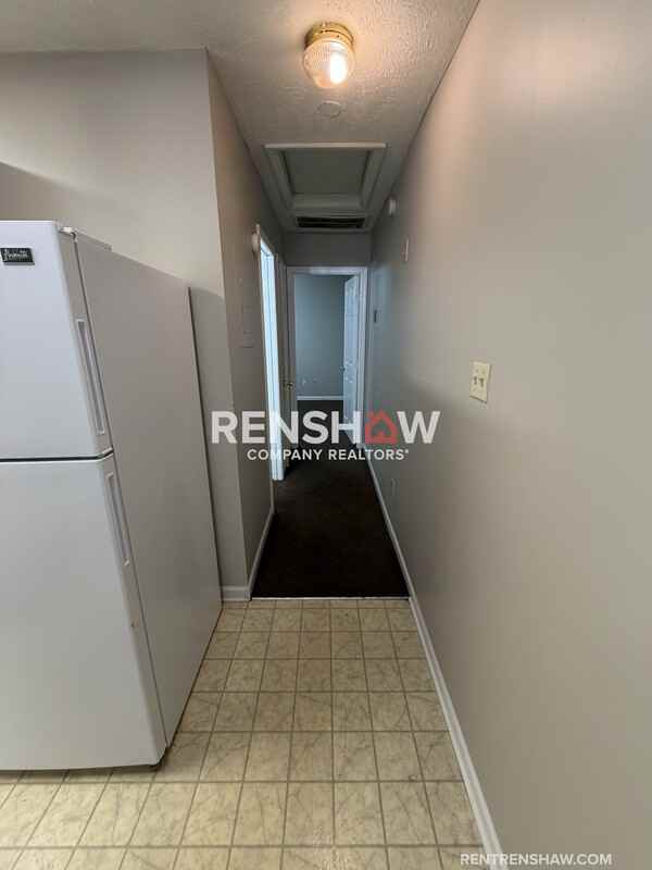 149 W Deaderick St #C - Photo 7 of 10