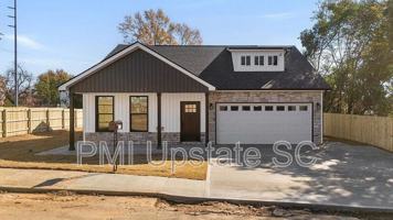 featured image of 367 College St