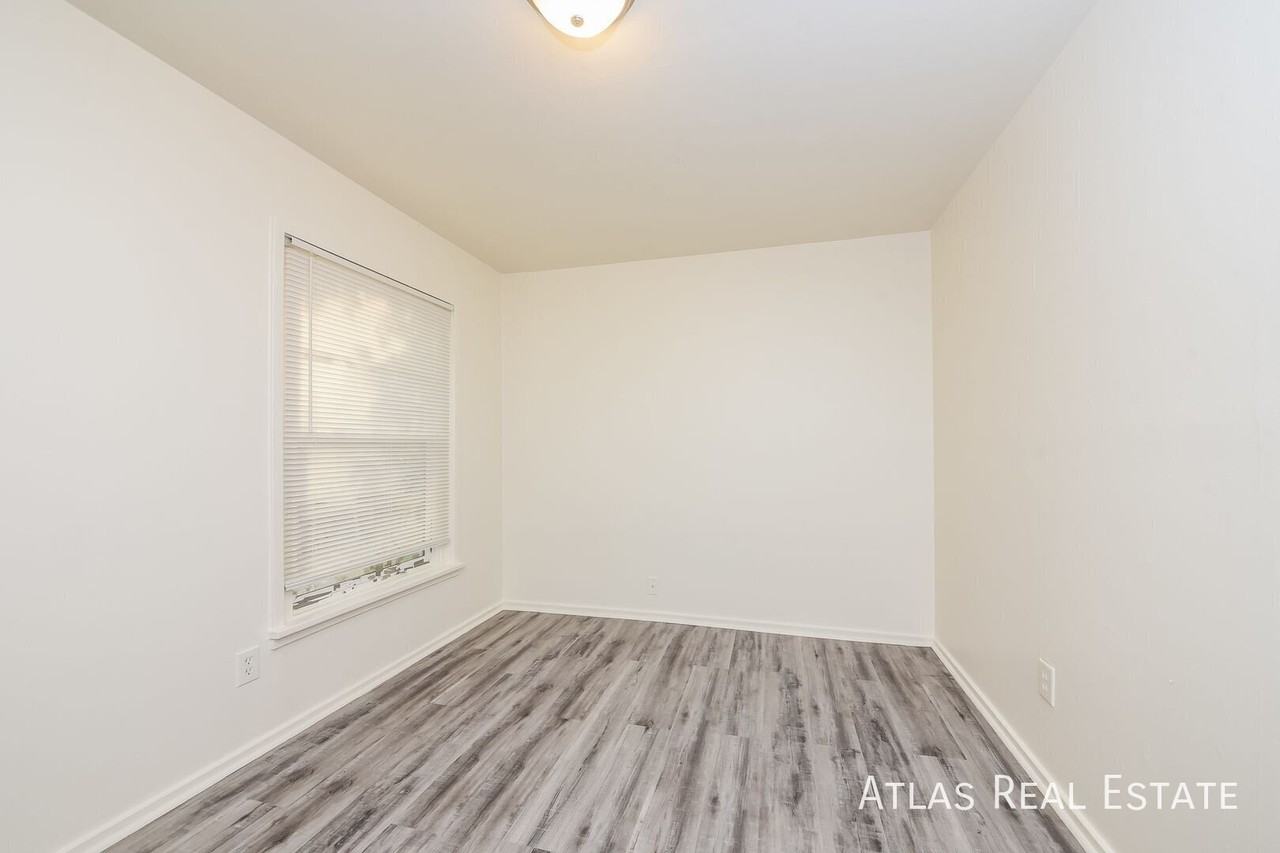 303 S Concord St - Photo 2 of 15