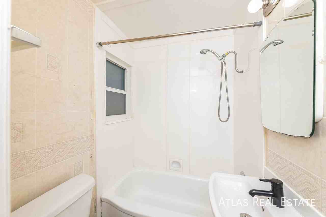 303 S Concord St - Photo 3 of 15
