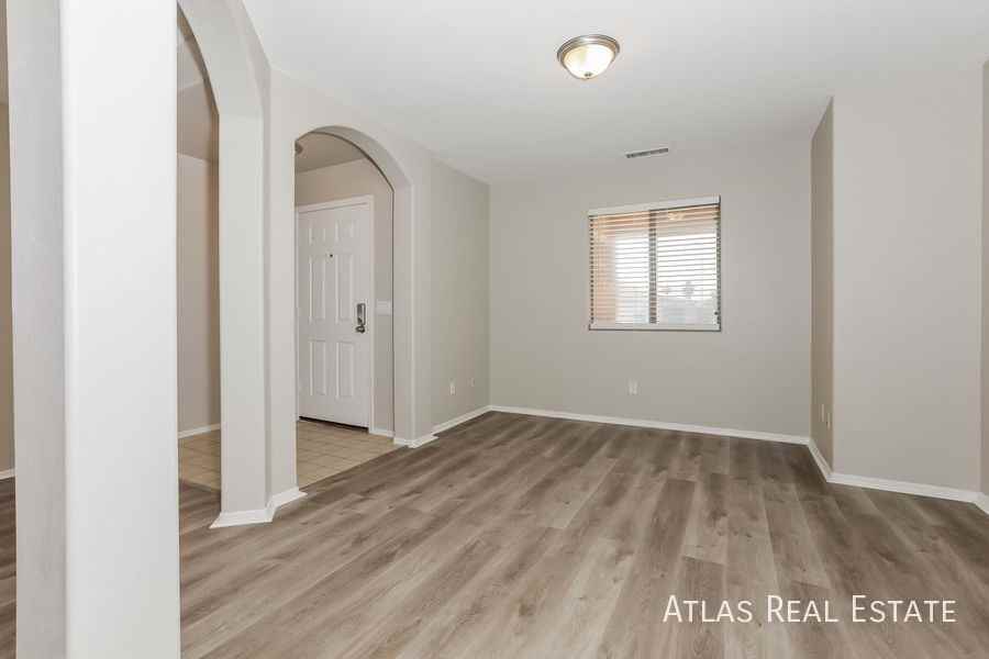 11018 W Mountain View Dr - Photo 7 of 23