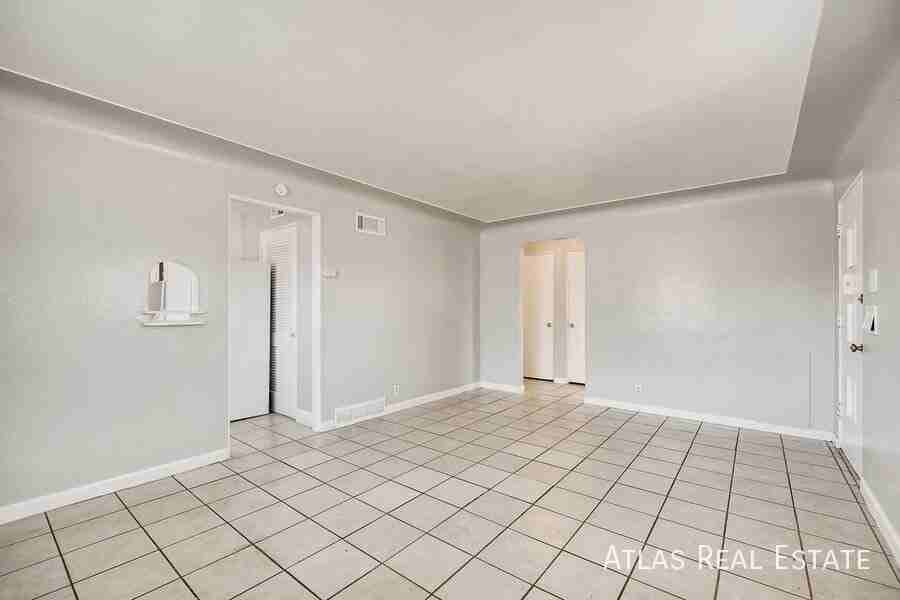 1383 Lansing St - Photo 5 of 29