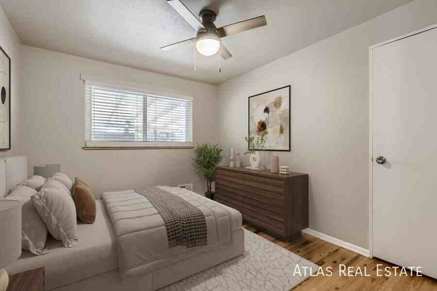 3237 Tucson St - Photo 2 of 16