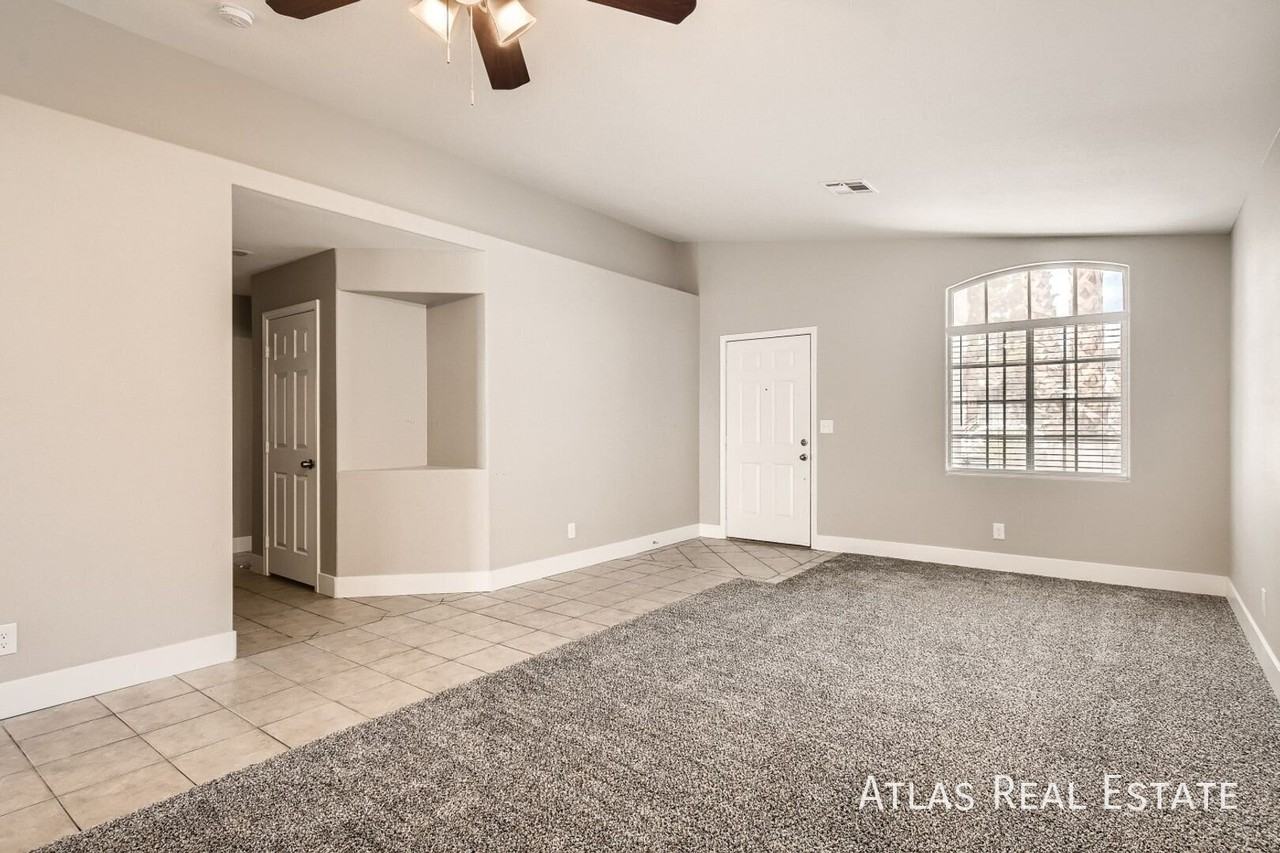 4608 Reliant St - Photo 4 of 18