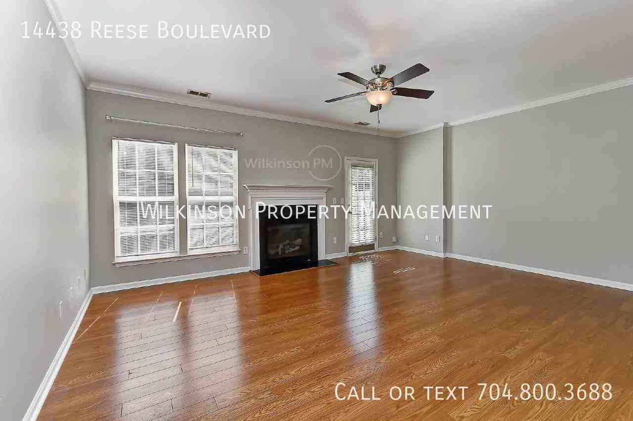 14438 Reese Blvd W - Photo 5 of 35