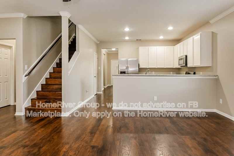 14711 Scenic Sky Way - Photo 3 of 21