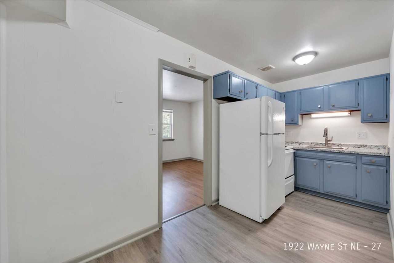 1922 Wayne St Ne #27 - Photo 7 of 13