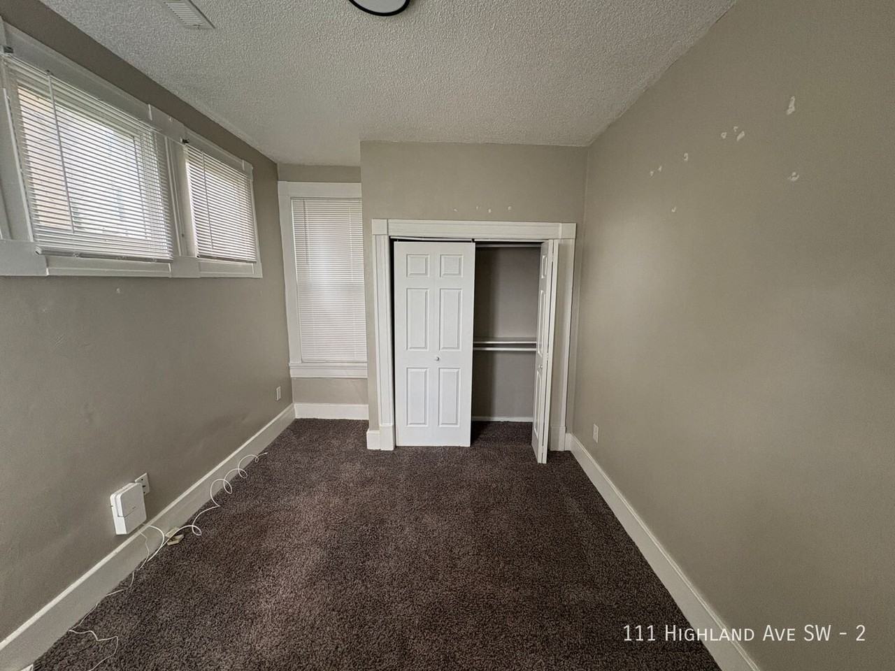 111 Highland Ave Sw #2 - Photo 4 of 7