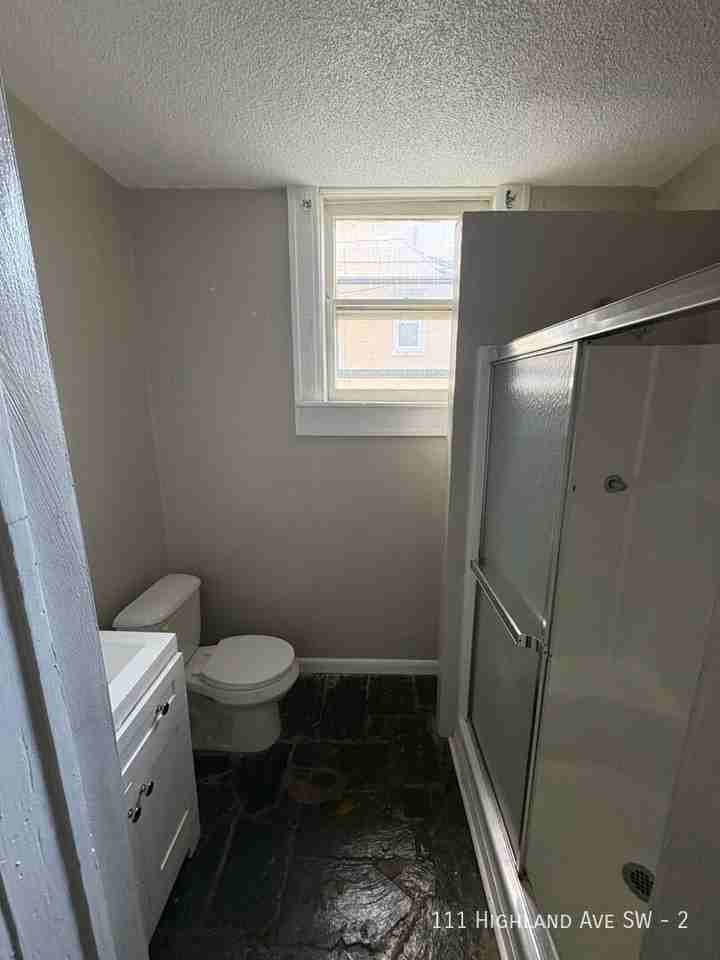 111 Highland Ave Sw #2 - Photo 7 of 7