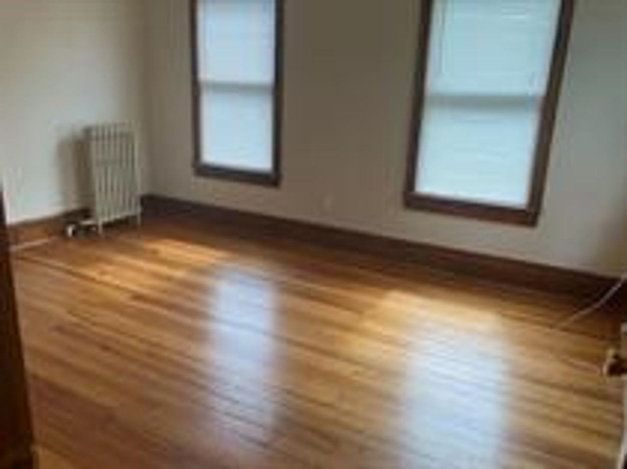 209 Roxbury St #2 - Photo 6 of 19