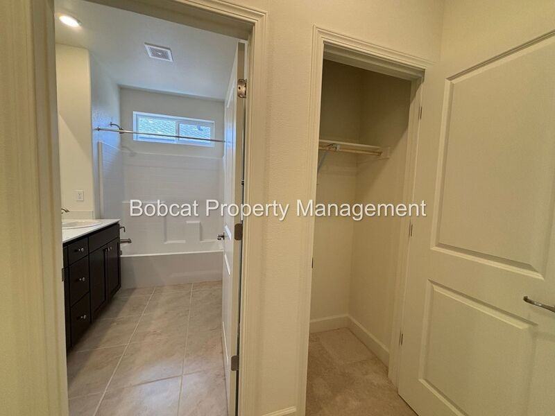 1120 Dapple Dr - Photo 4 of 50