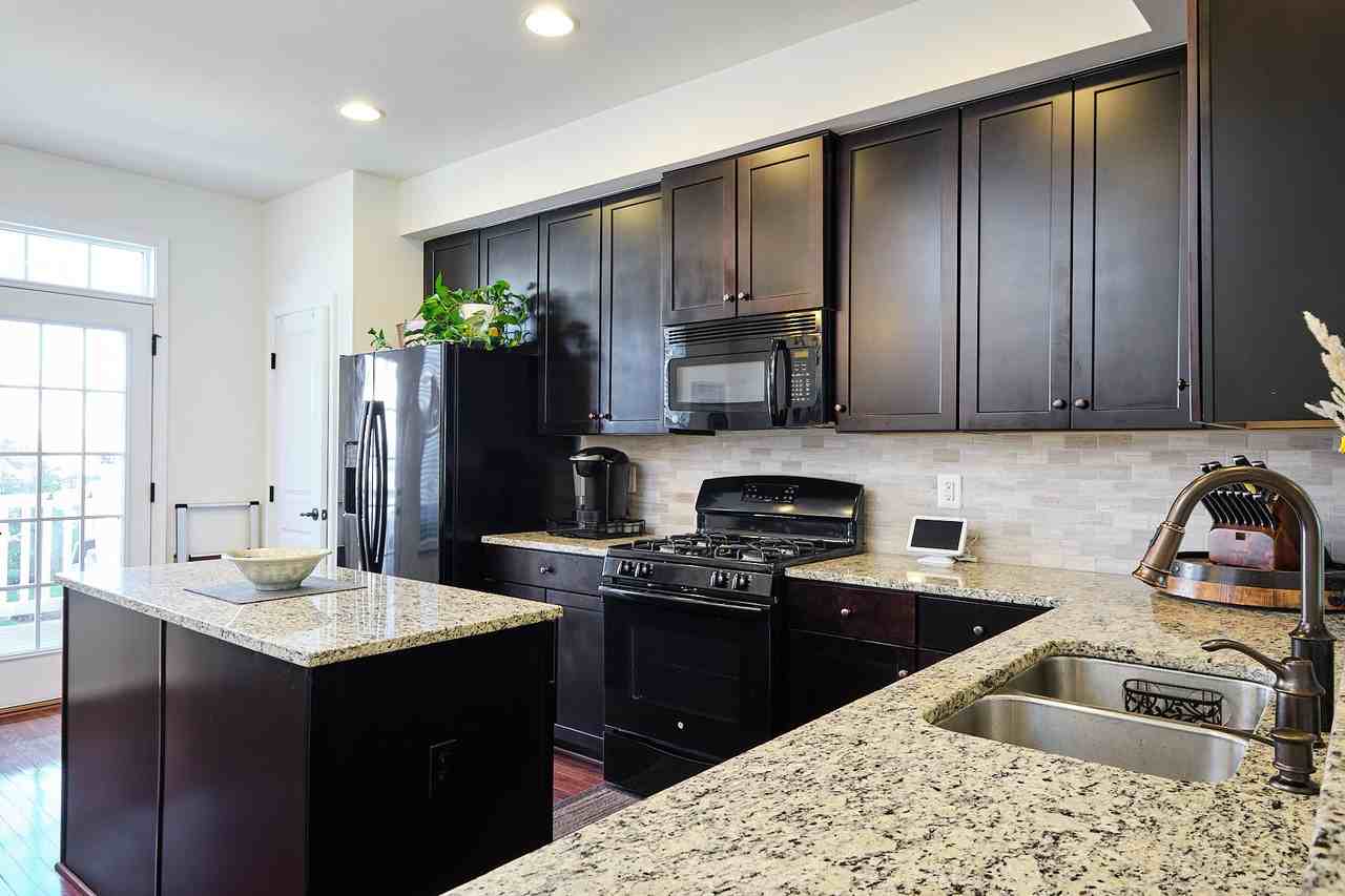 3615 Commodore Joshua Barney Dr Ne - Photo 2 of 45