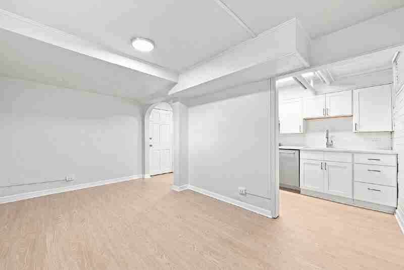 1120 S Logan St #14 - Photo 5 of 16