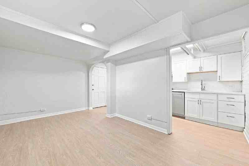 1120 S Logan St #15 - Photo 5 of 17