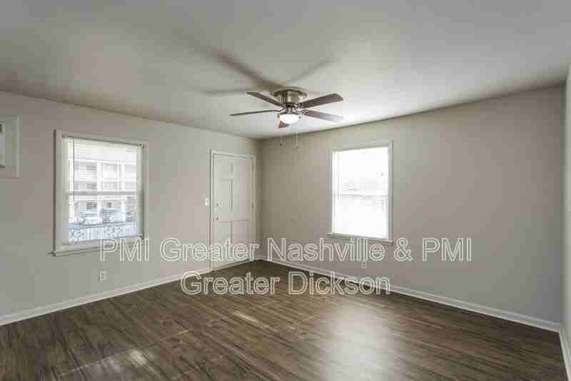 816 Greenland Dr #15 - Photo 4 of 14