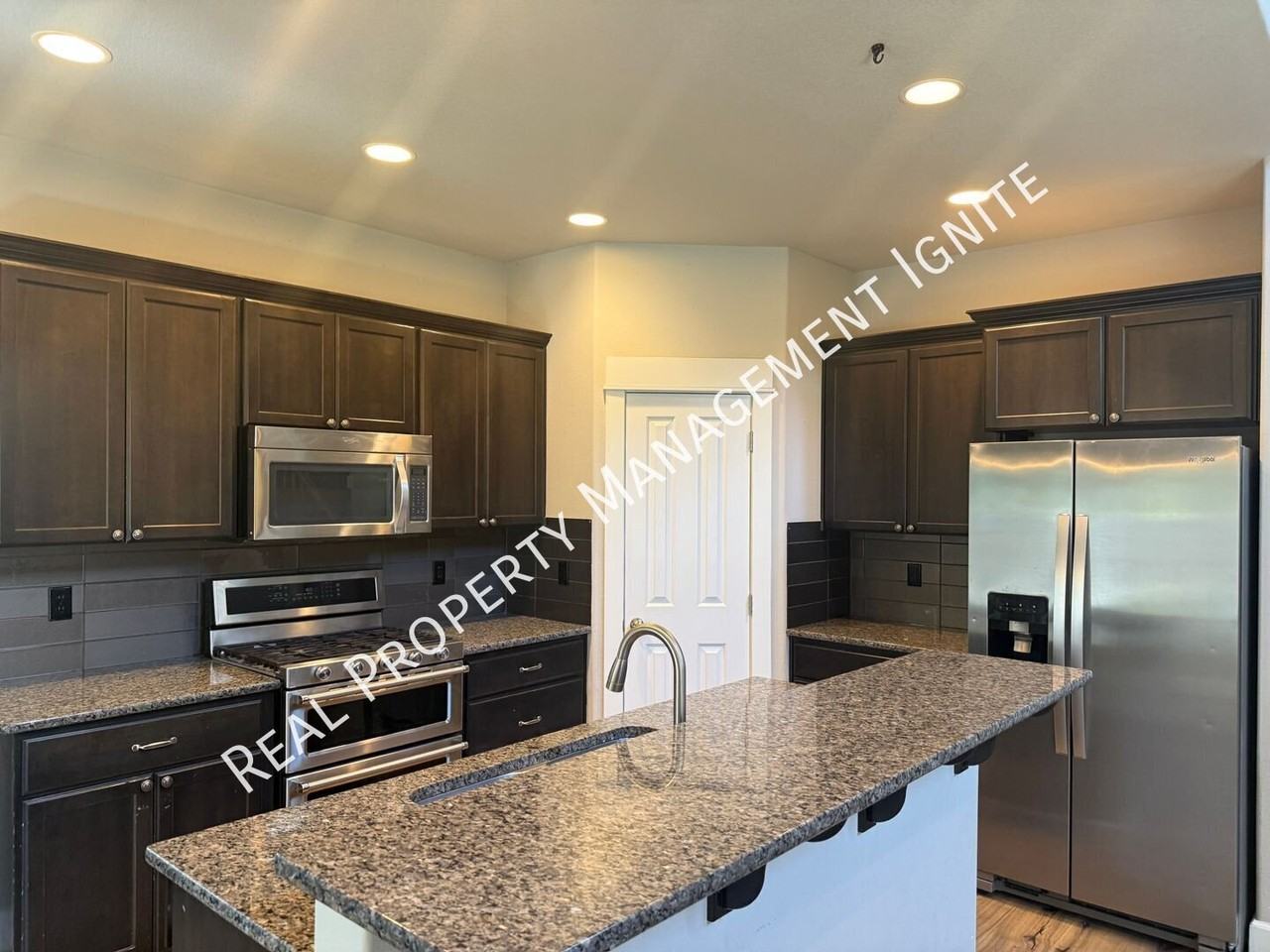 21365 Ne Evelyn Pl - Photo 2 of 22