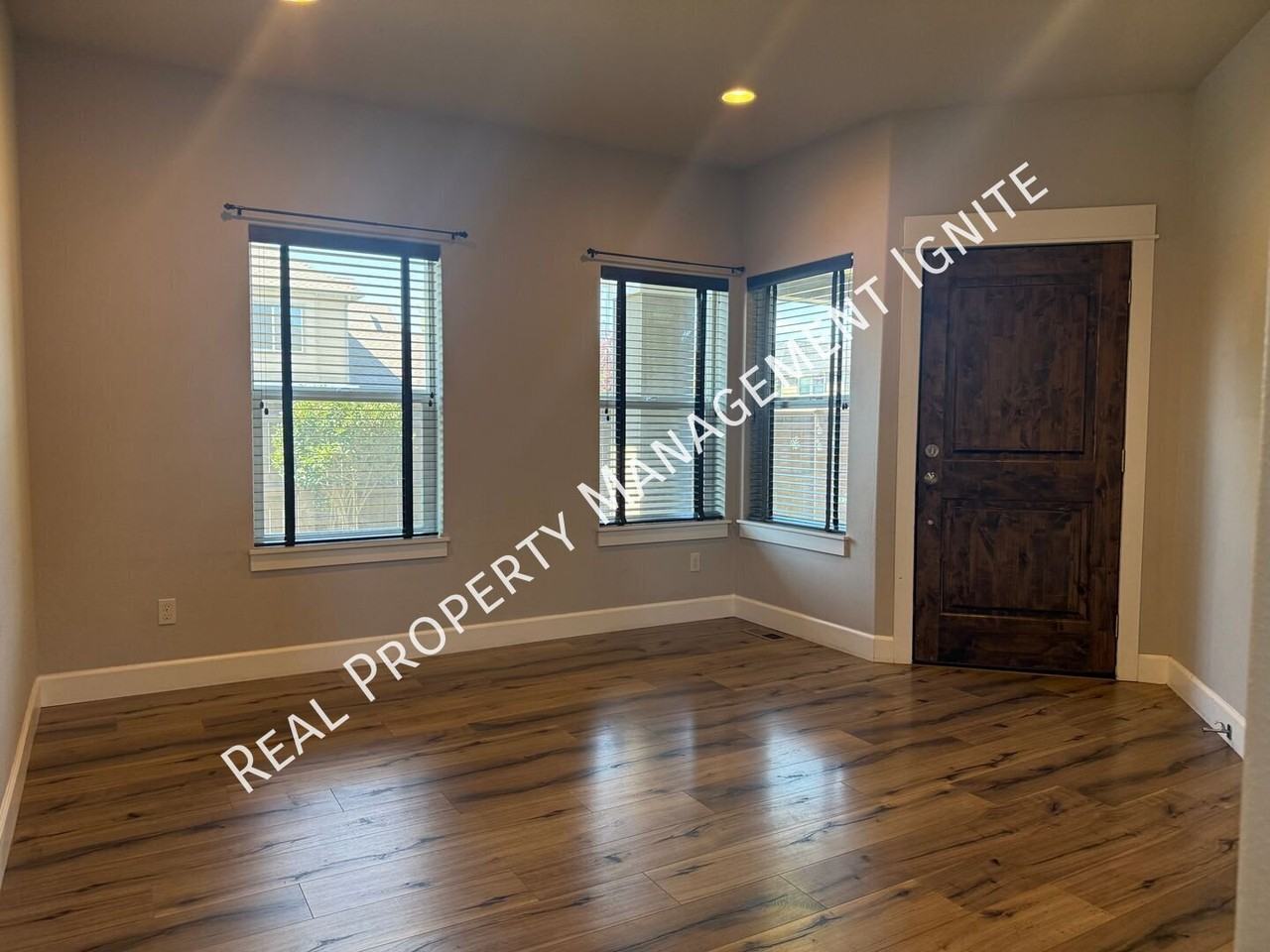 21365 Ne Evelyn Pl - Photo 6 of 22