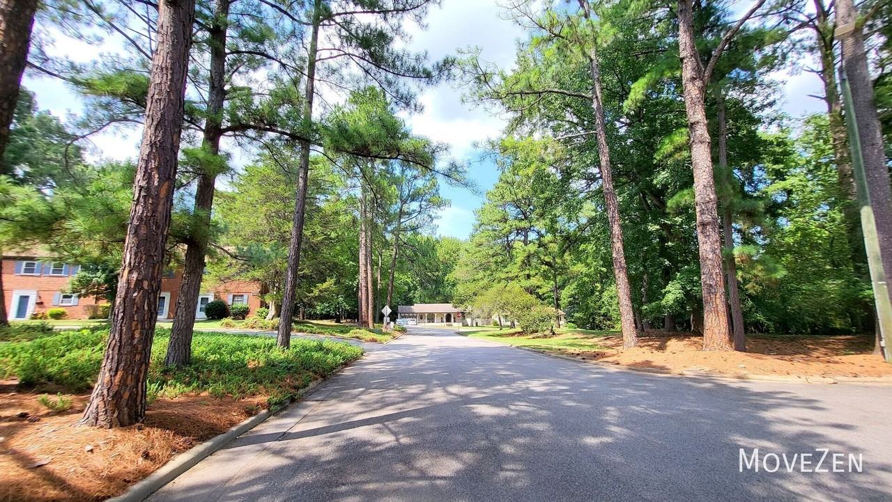 5813 Nottoway Ct #D - Photo 2 of 45