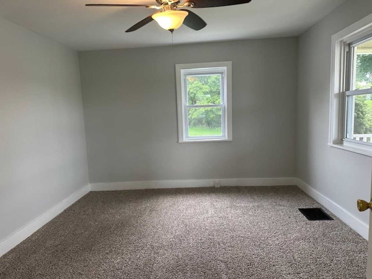 149 Fisher Ave #A - Photo 6 of 11