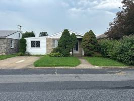 featured image of 4703 Lancaster St