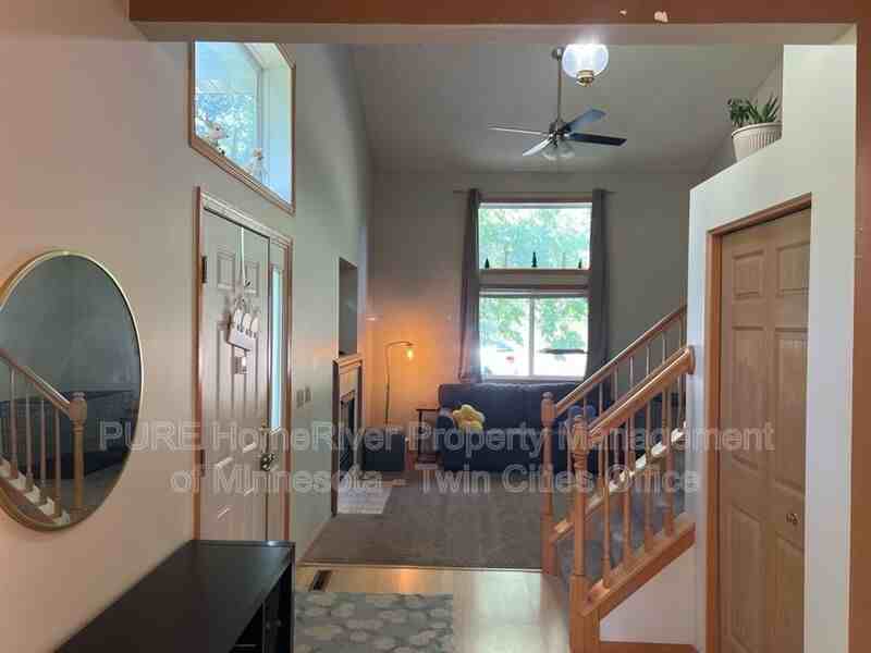 10922 Tamarack St Nw - Photo 2 of 25
