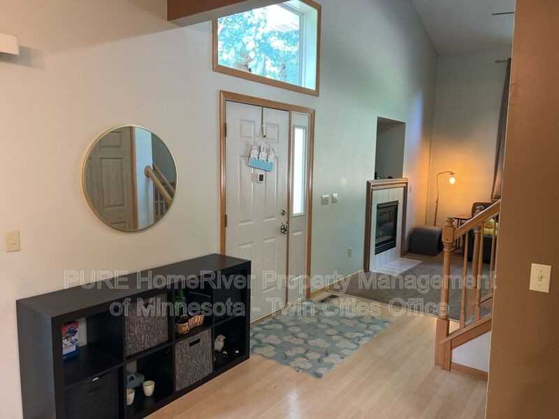 10922 Tamarack St Nw - Photo 5 of 25