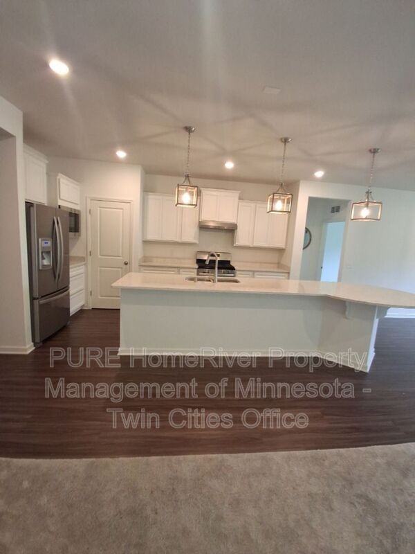 4739 Schilling Ct - Photo 3 of 14