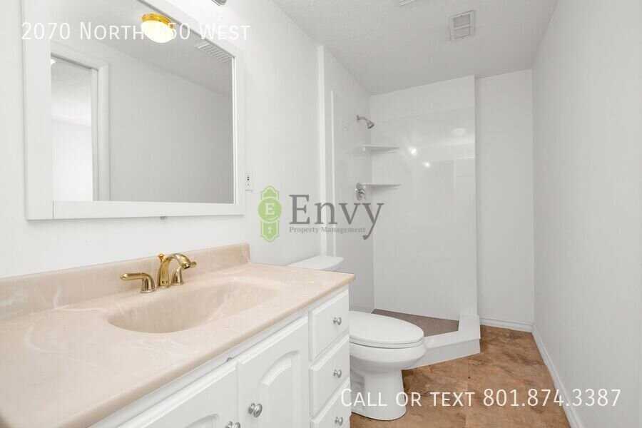 2070 N 650 W - Photo 7 of 29